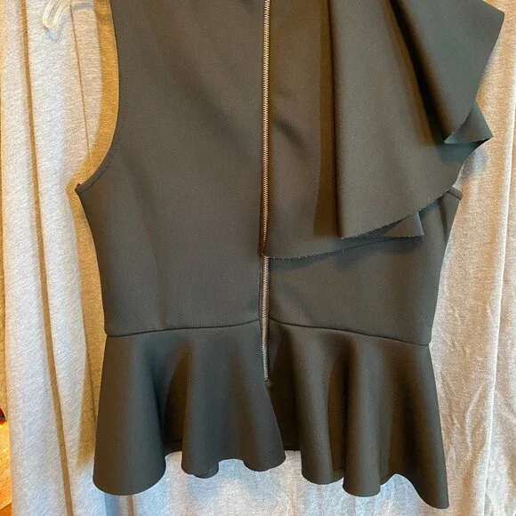 LuLu's Sexy Sleeveless Black Ruffled Peplum Blouse Size XS - Picture 6 of 6